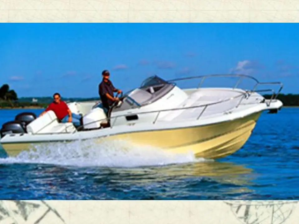 White Shark 268 · 2005