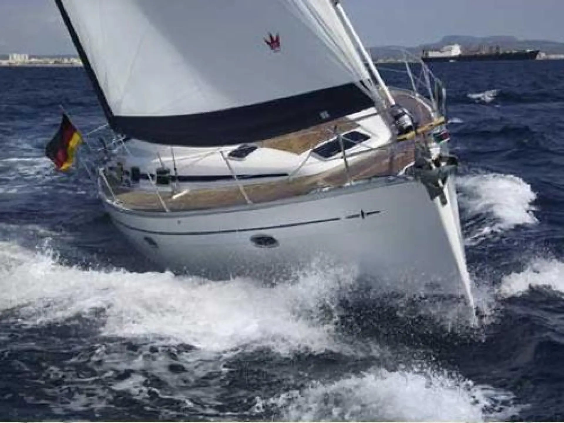 Bavaria 39 Cruiser — 4/16
