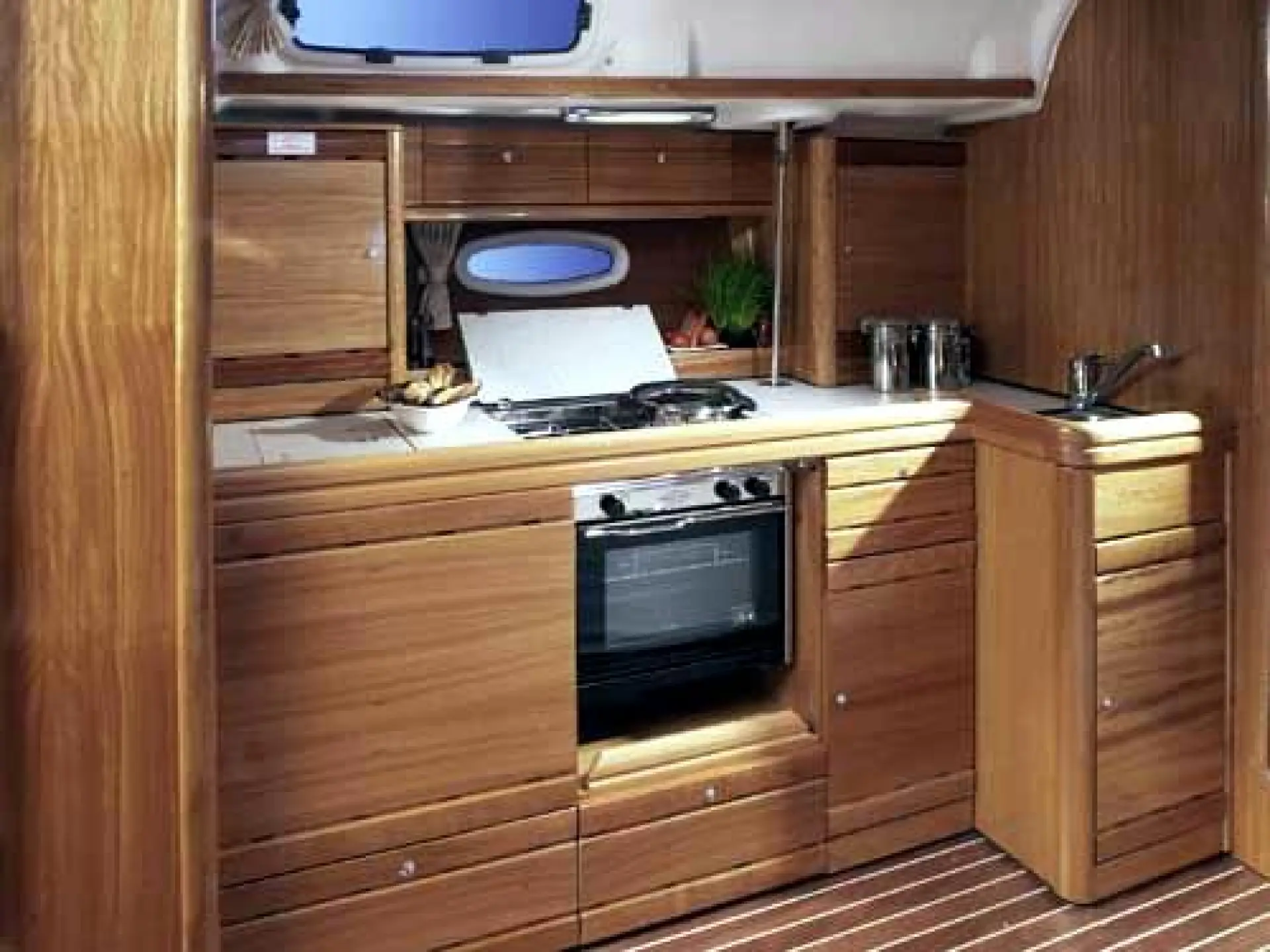 Bavaria 39 Cruiser — 15/16