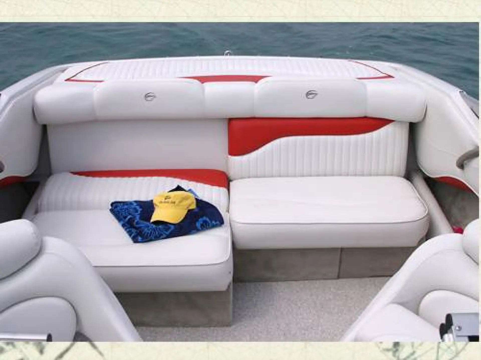 Crownline 225 BR — 2/5
