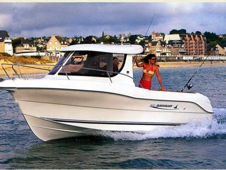 Quicksilver 640 Pilothouse