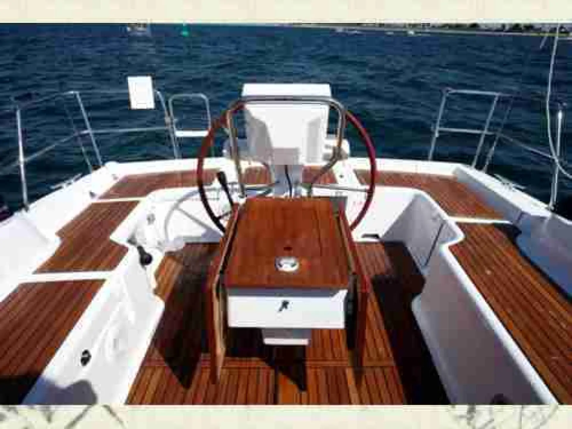 Oceanis 37 — 14/25