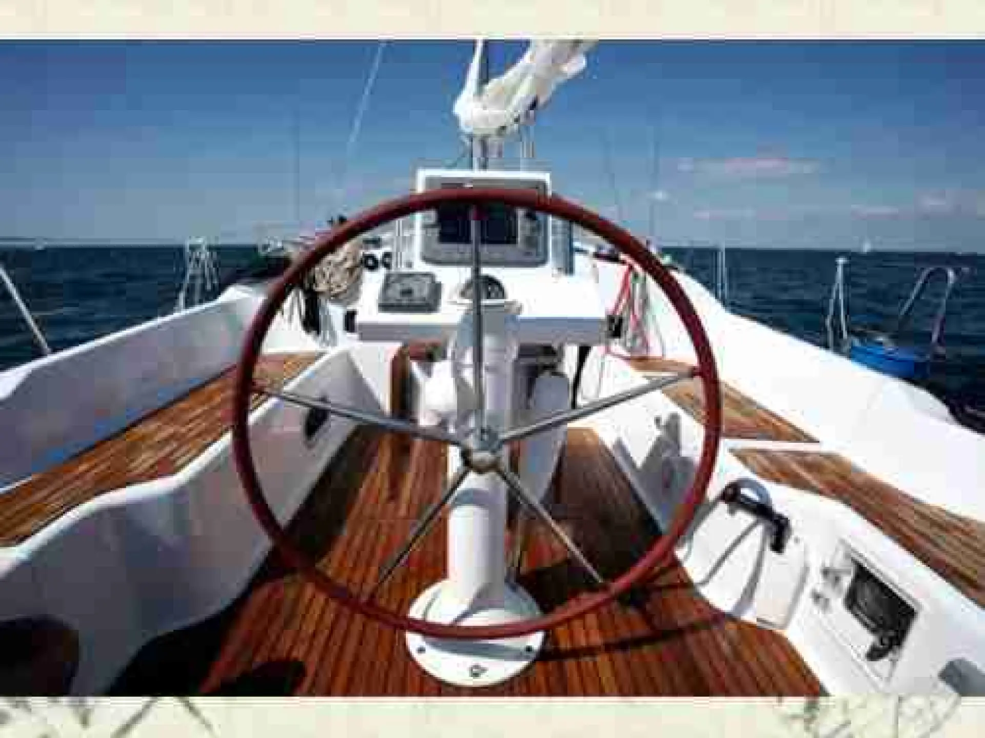 Oceanis 37 — 15/25