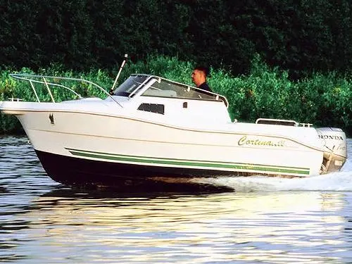 Cortina 480 Cabin — 1/2