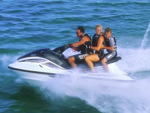 Waverunner XL 800 — 1/5
