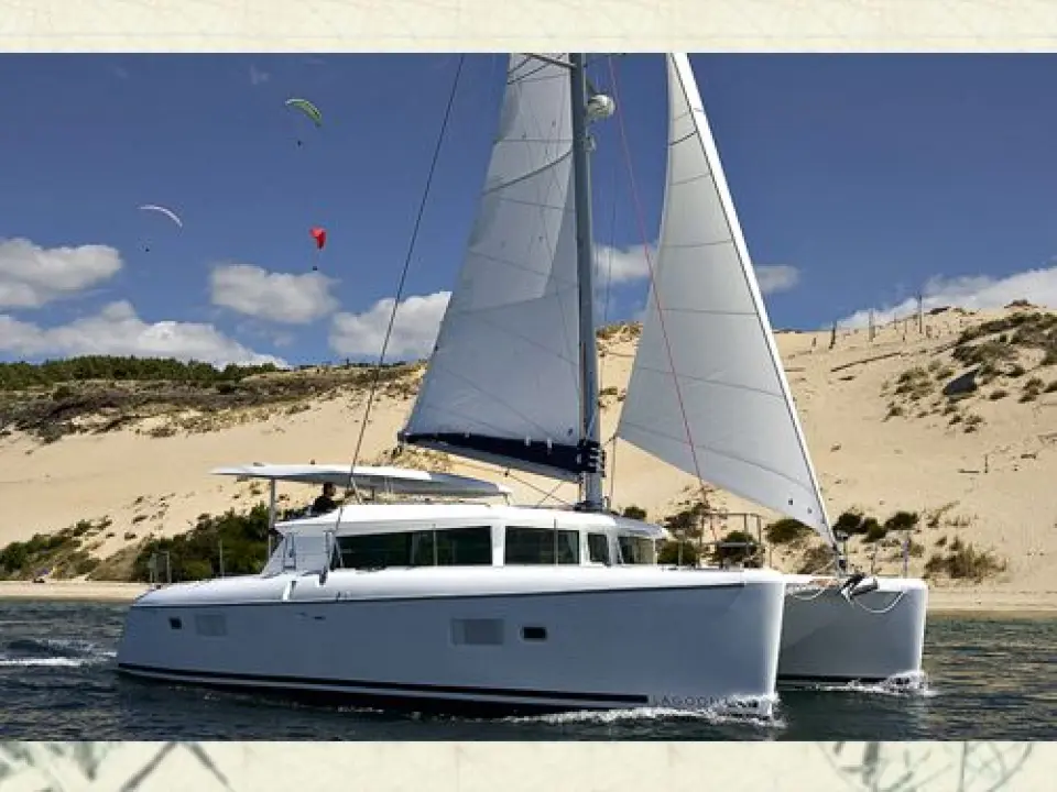 Lagoon 420 Hybrid · 2006