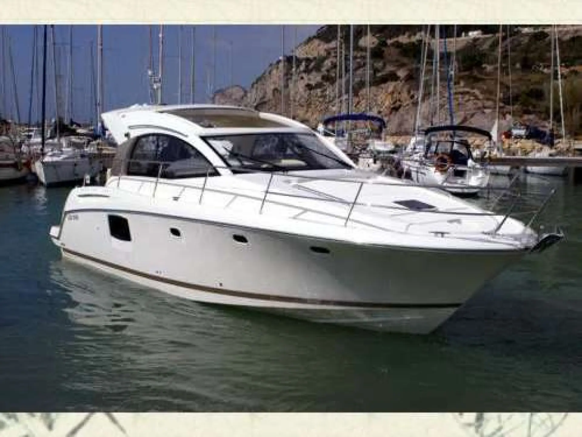 Prestige 38 S — 2/41