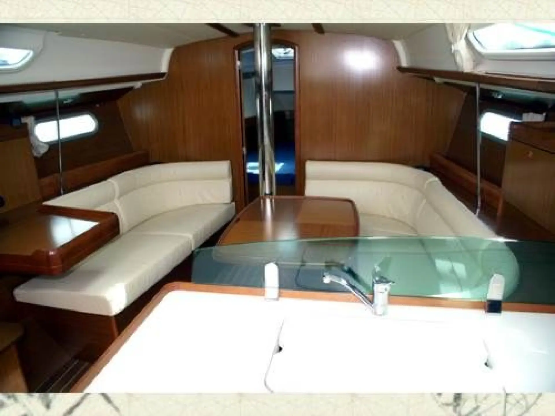Sun Odyssey 39i — 9/17