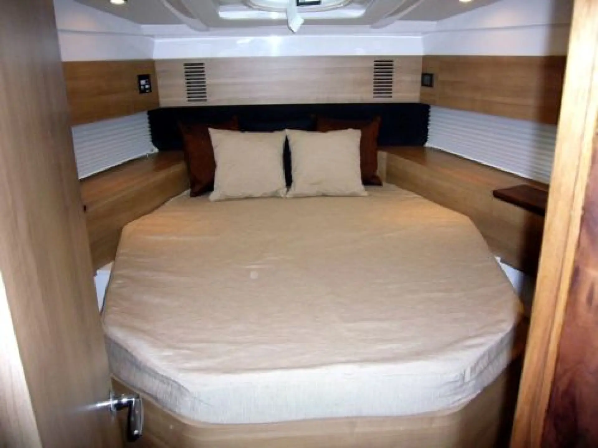 Sealine SC 38 — 15/20