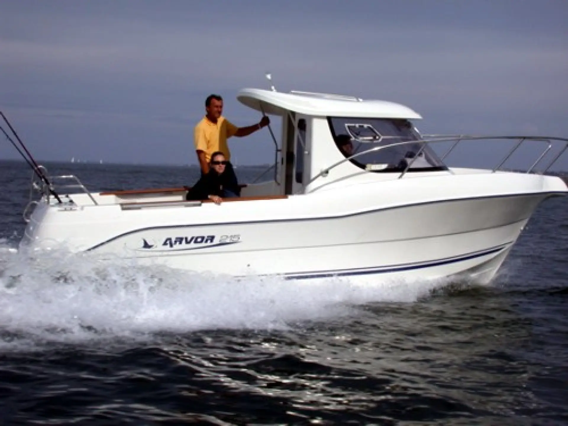 Arvor 215 — 2/5