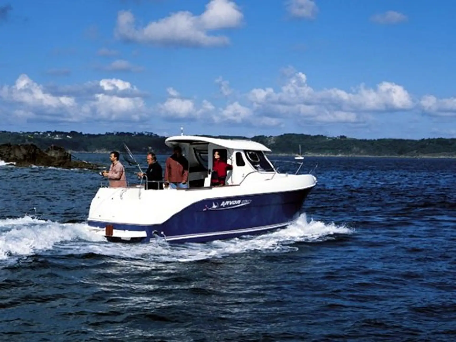 Arvor 250 AS — 2/9