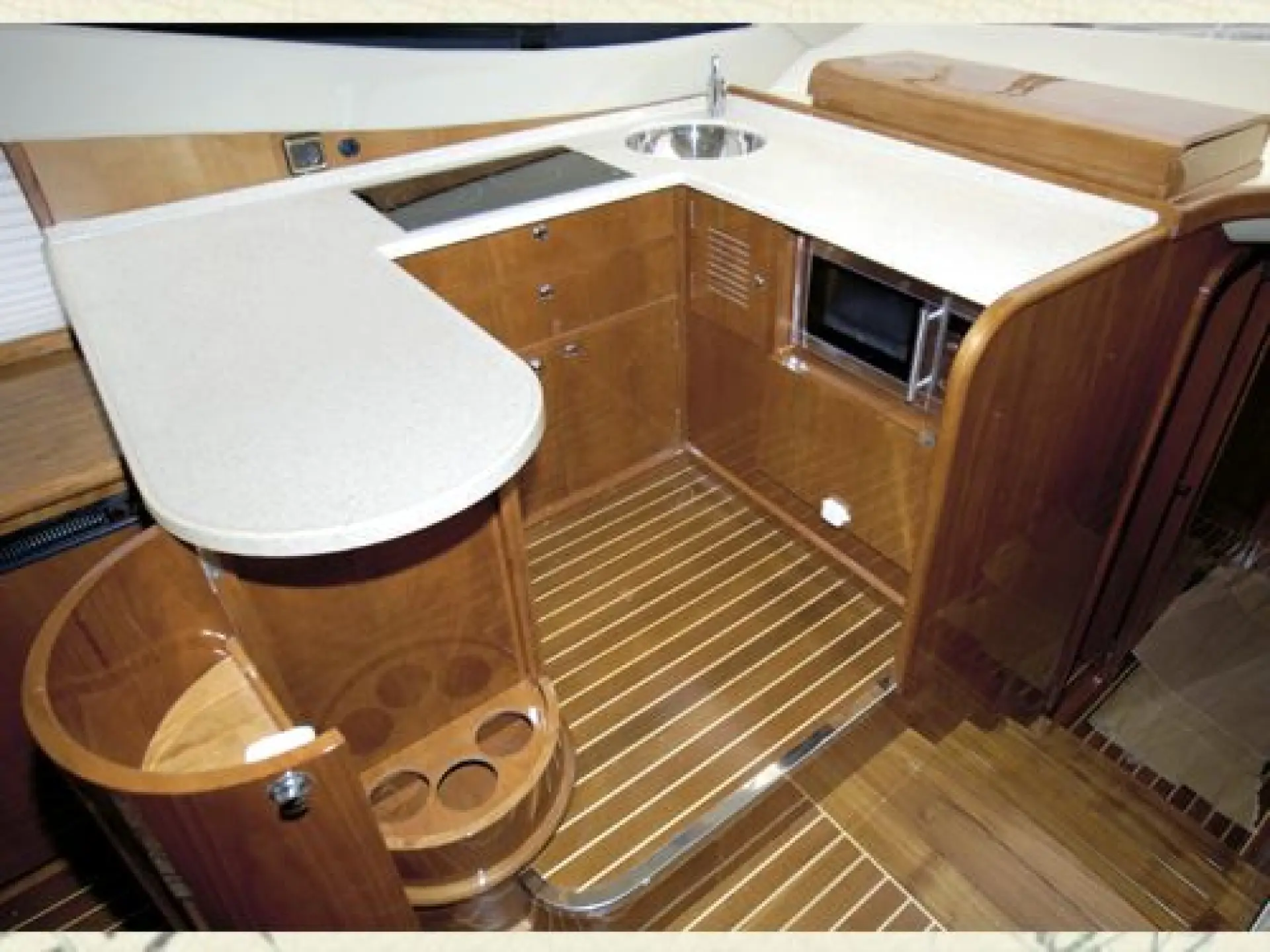 Astinor 46 Cruiser — 9/11