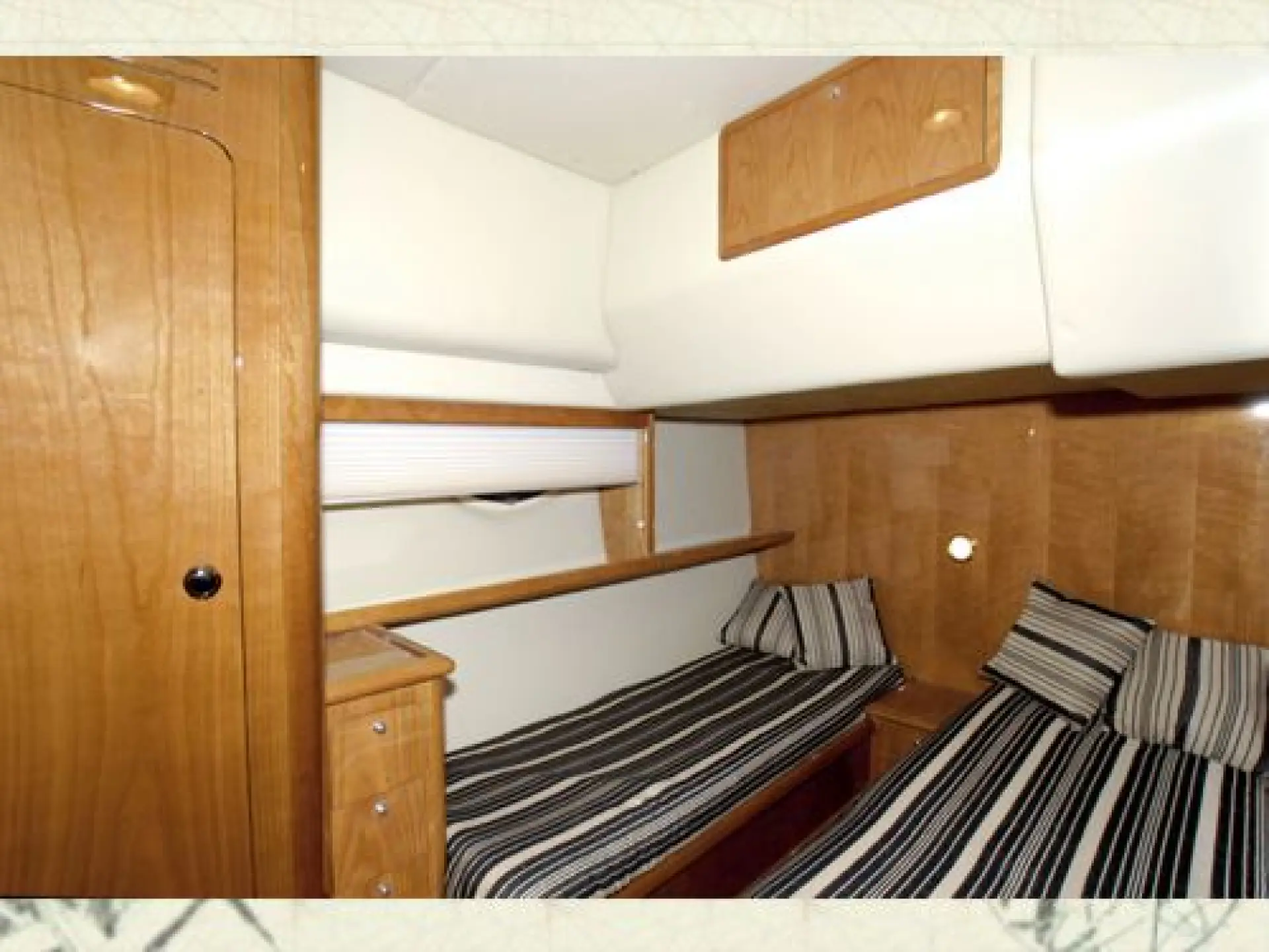 Astinor 52 Cruiser — 10/12