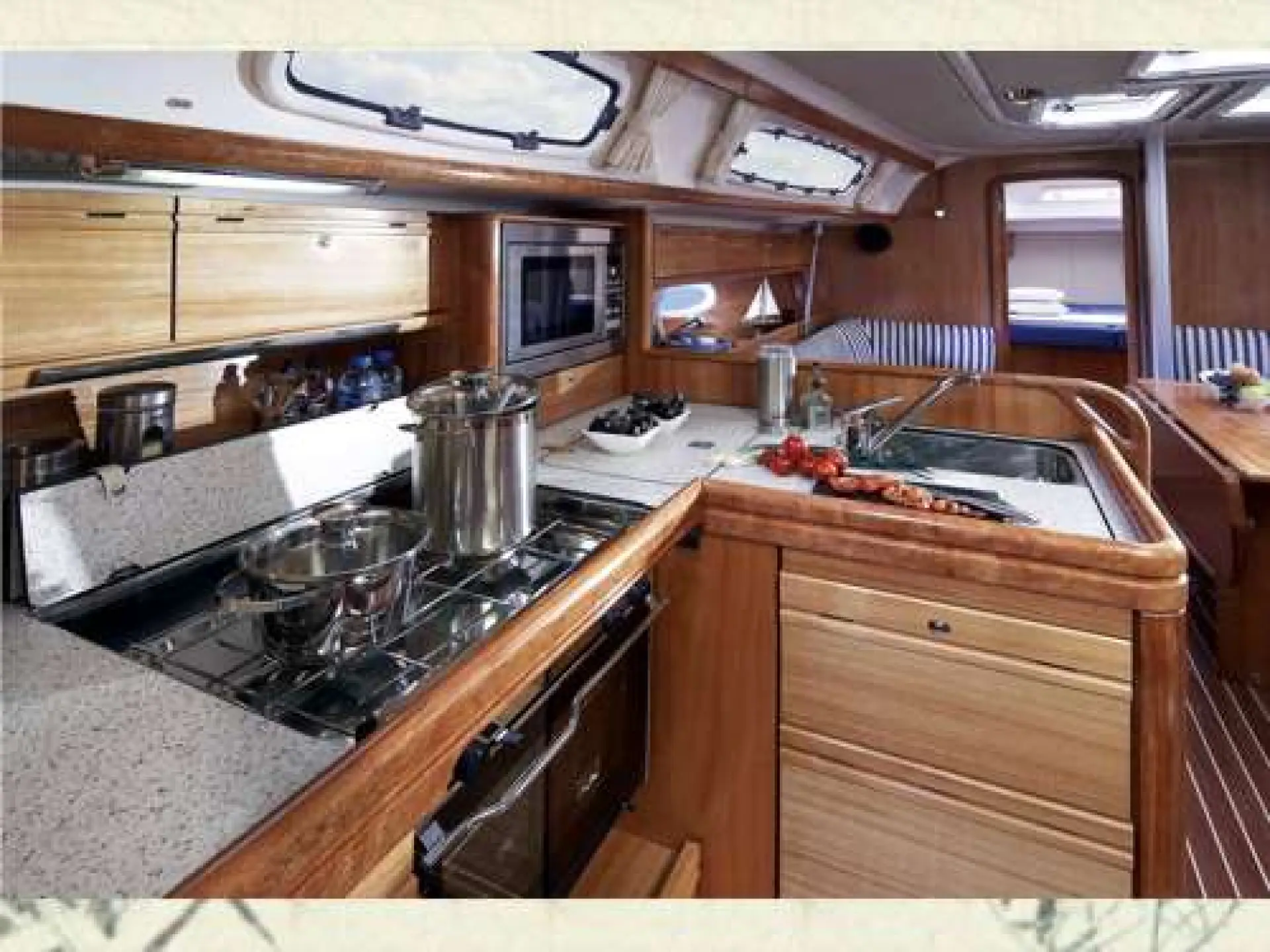 Bavaria 38 Cruiser — 9/17