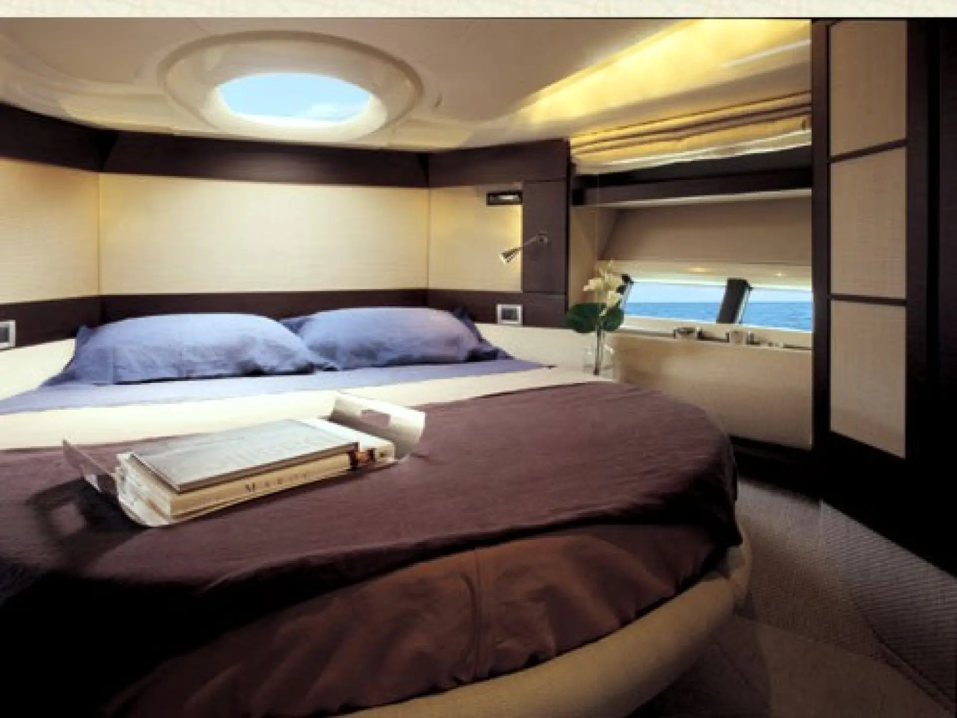 Azimut 43 S — 13/16