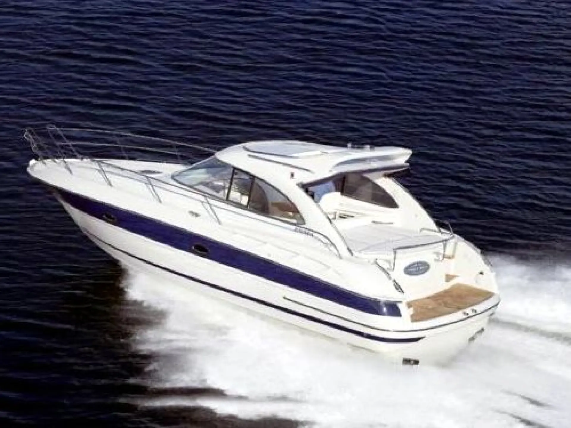 Bavaria 38 Sport HT — 1/16