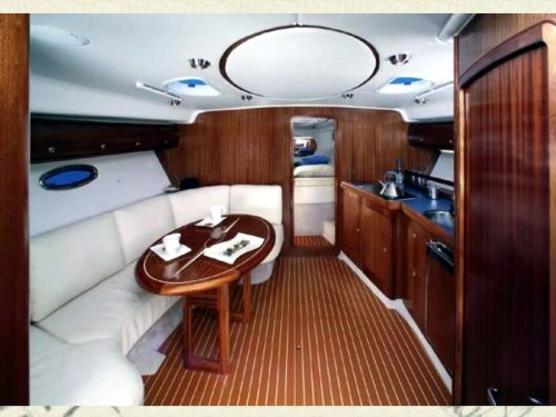 Bavaria 38 Sport HT — 5/16