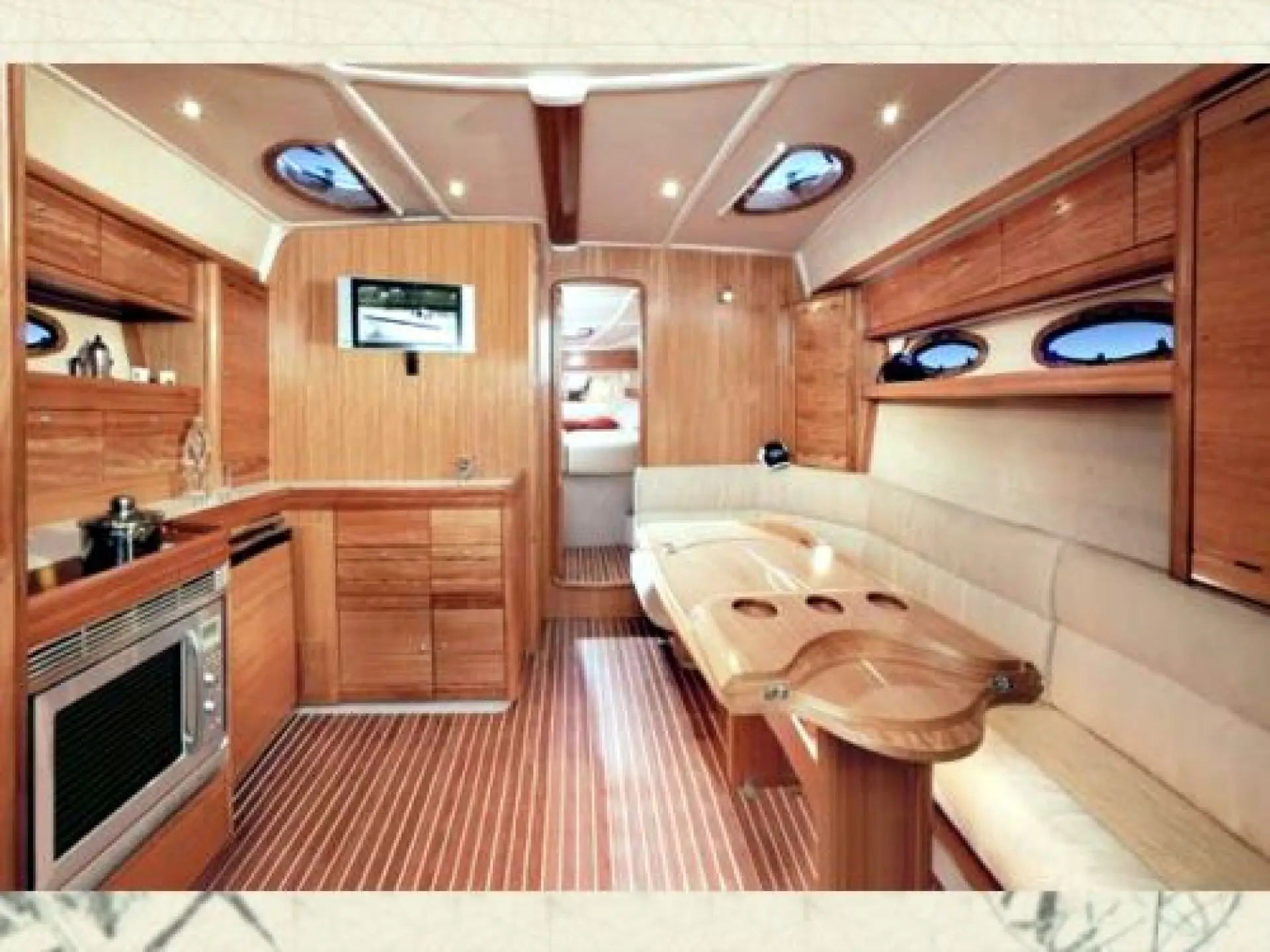 Bavaria 42 Sport — 12/21