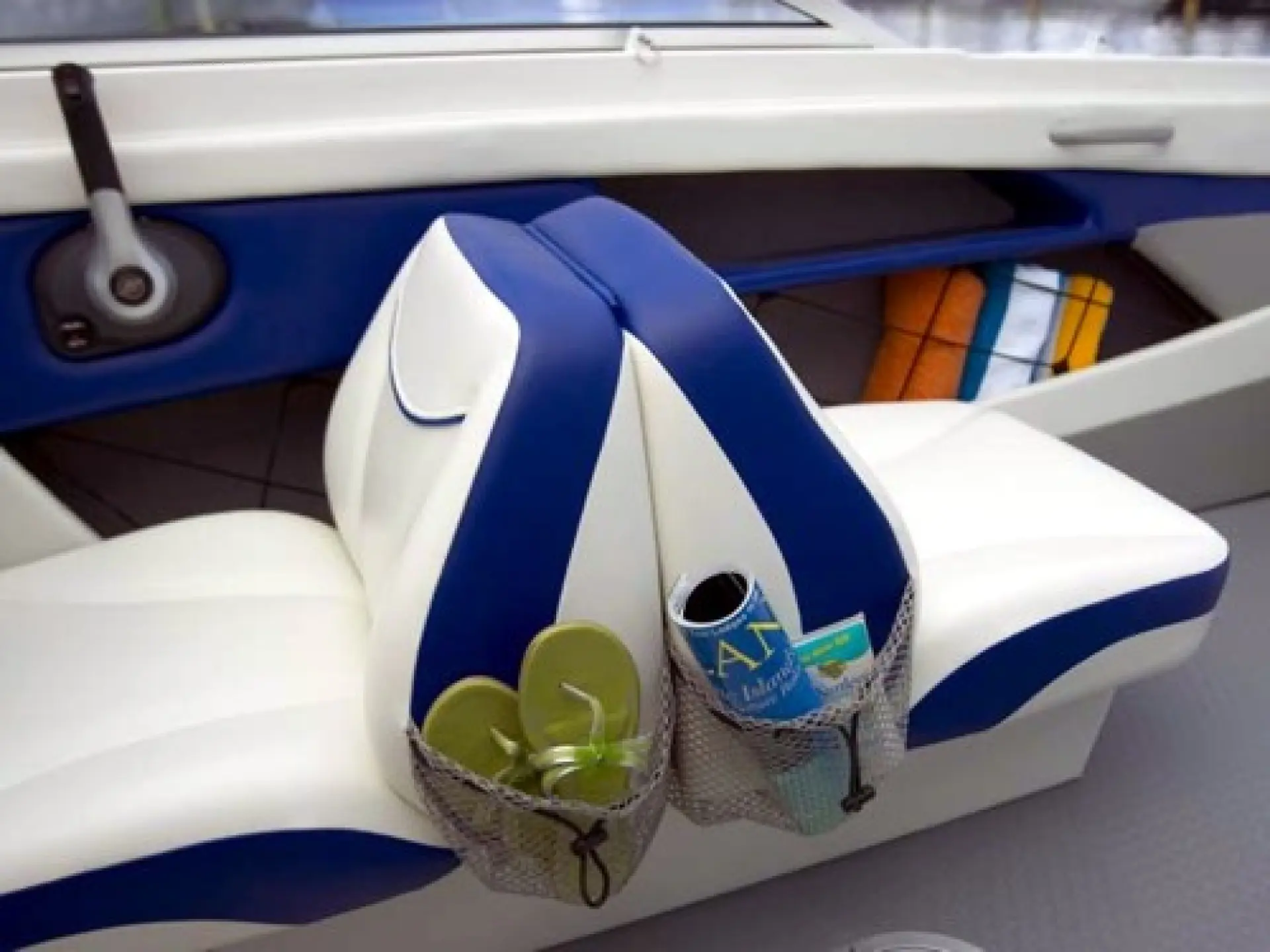 Bayliner 195 Discovery Bowrider — 2/4