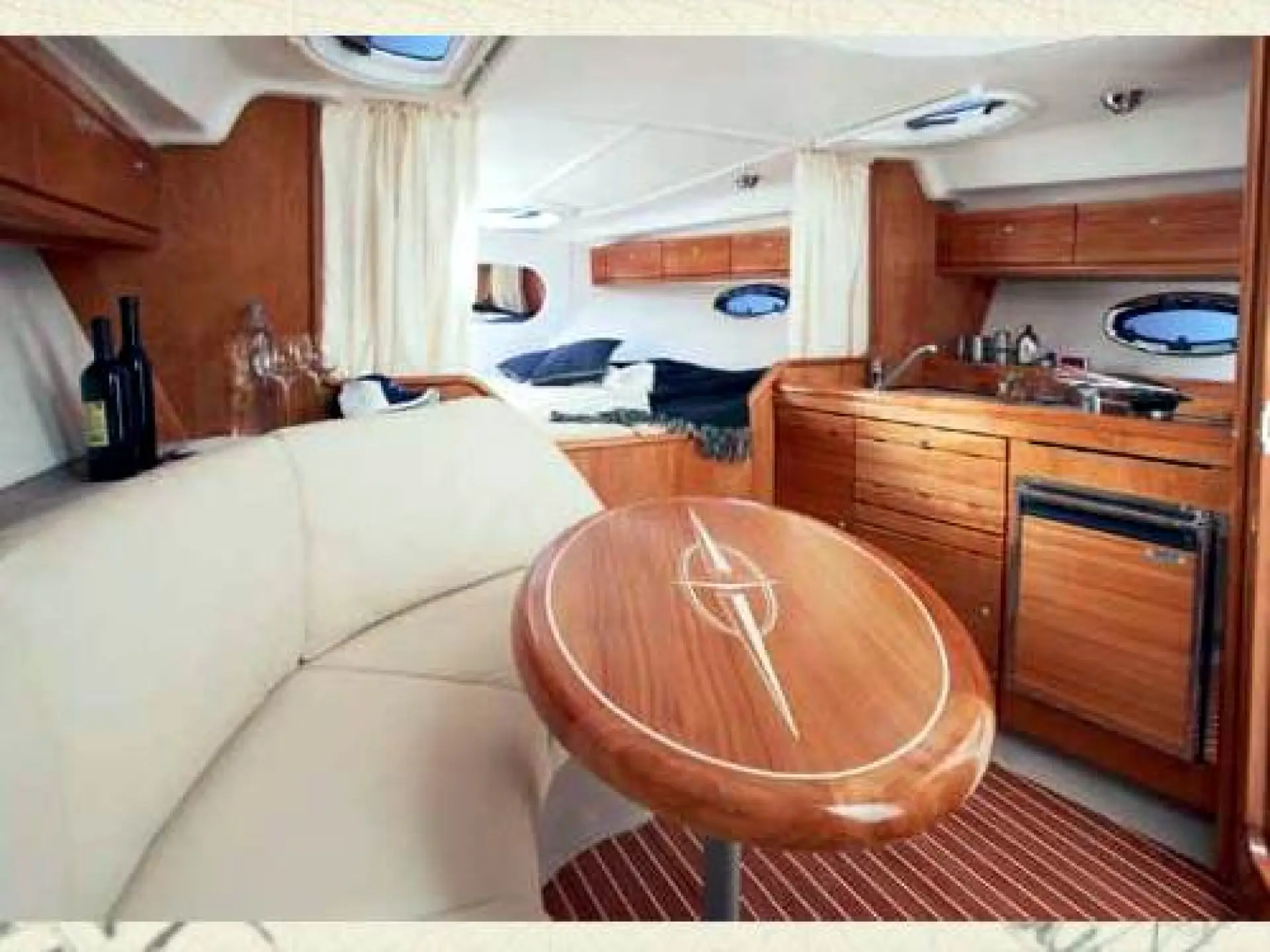 Bavaria 32 Sport — 8/11