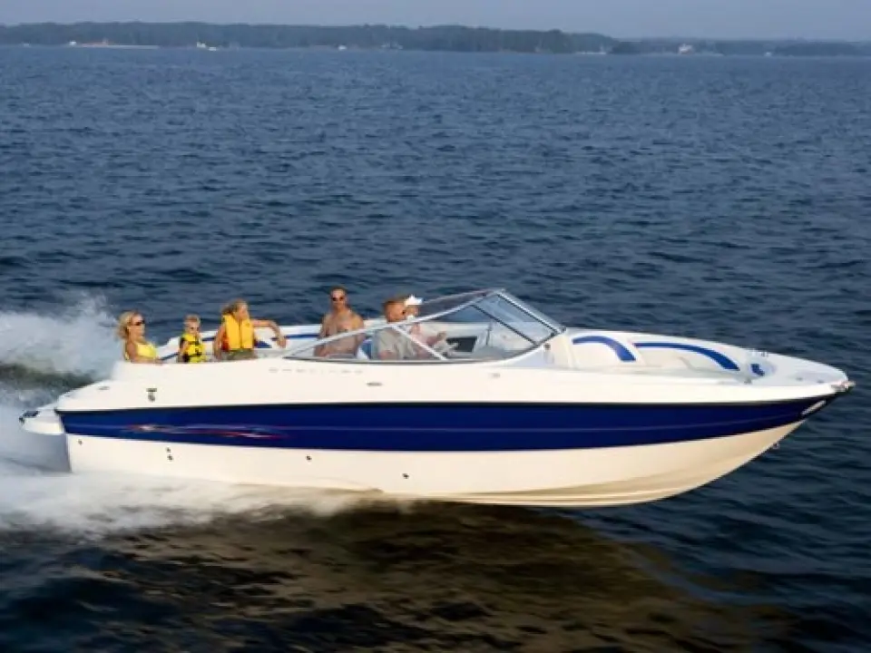 Bayliner 249 Deck Boat