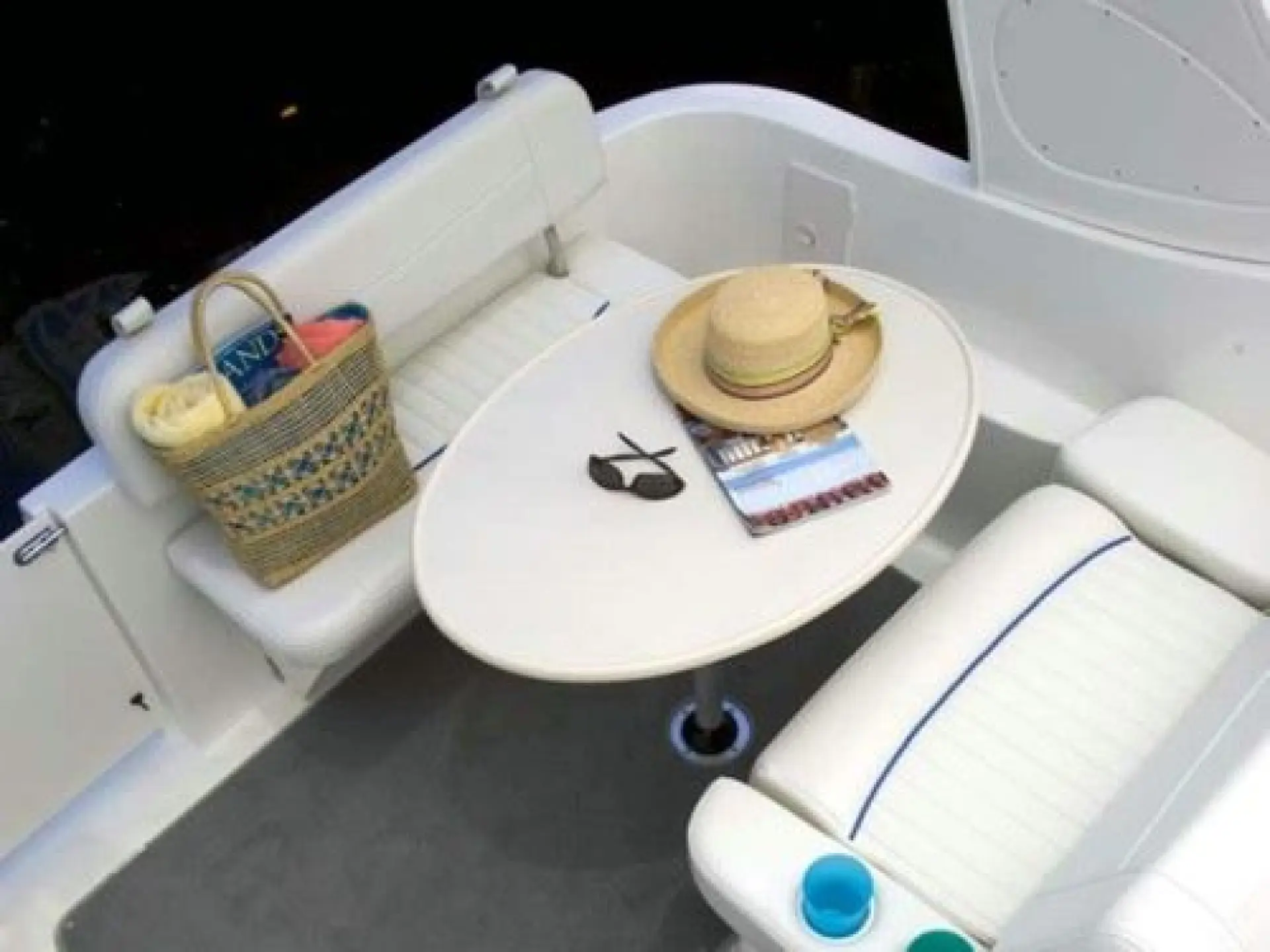 Bayliner 275 Cruiser — 6/11