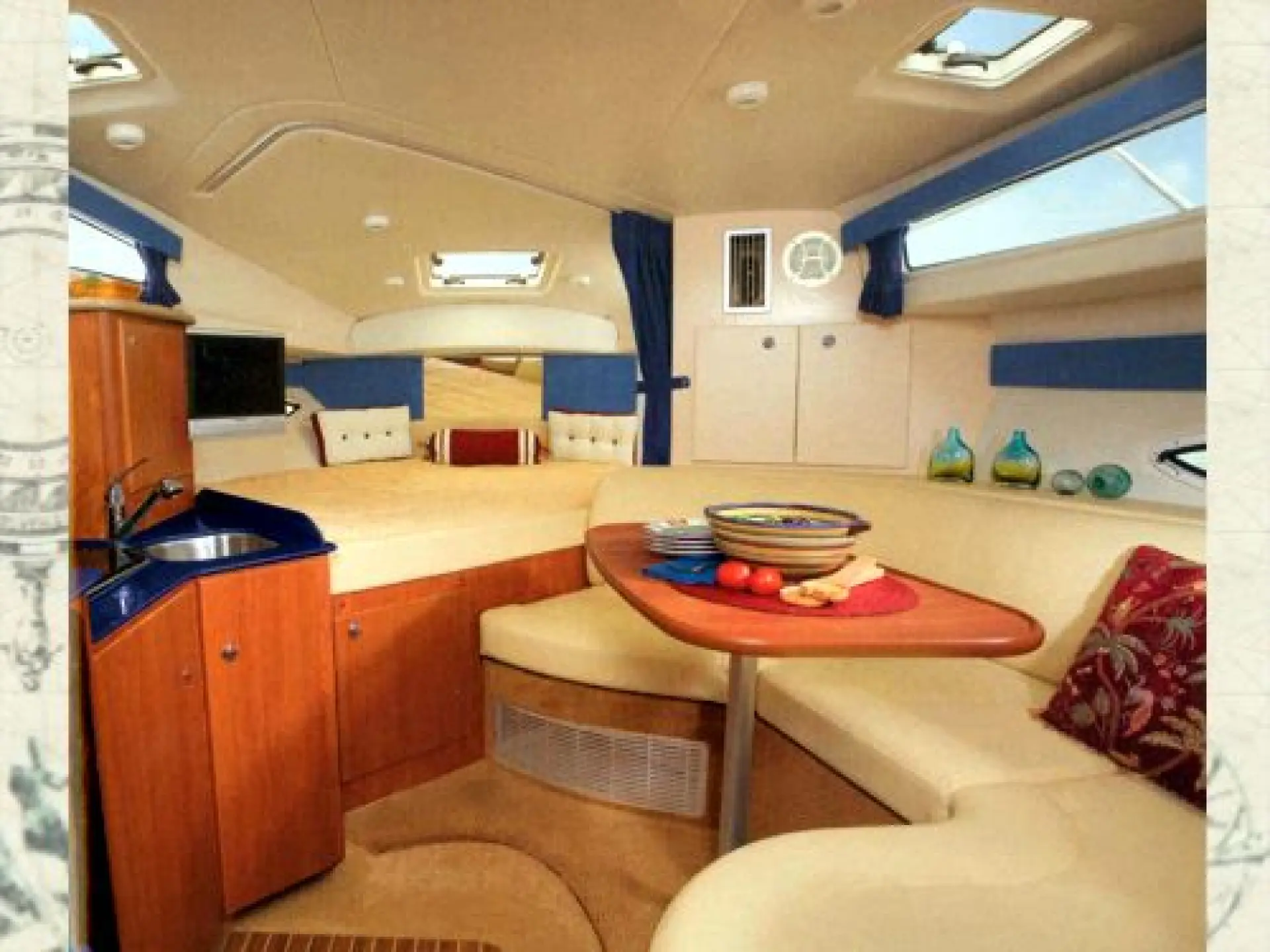 Bayliner 305 Cruiser — 6/8