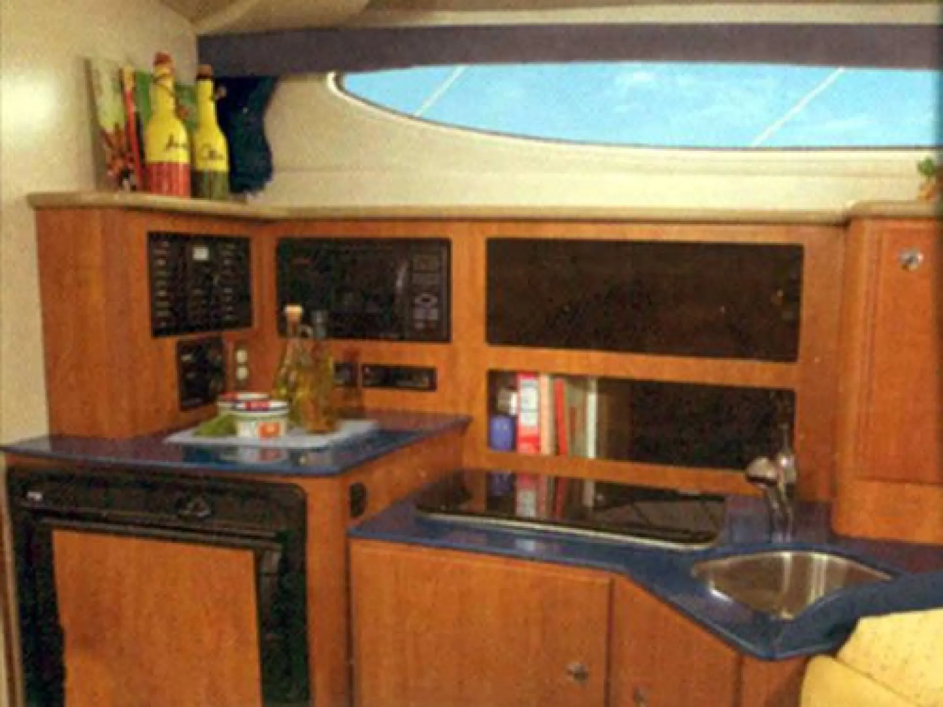 Bayliner 305 Cruiser — 7/8