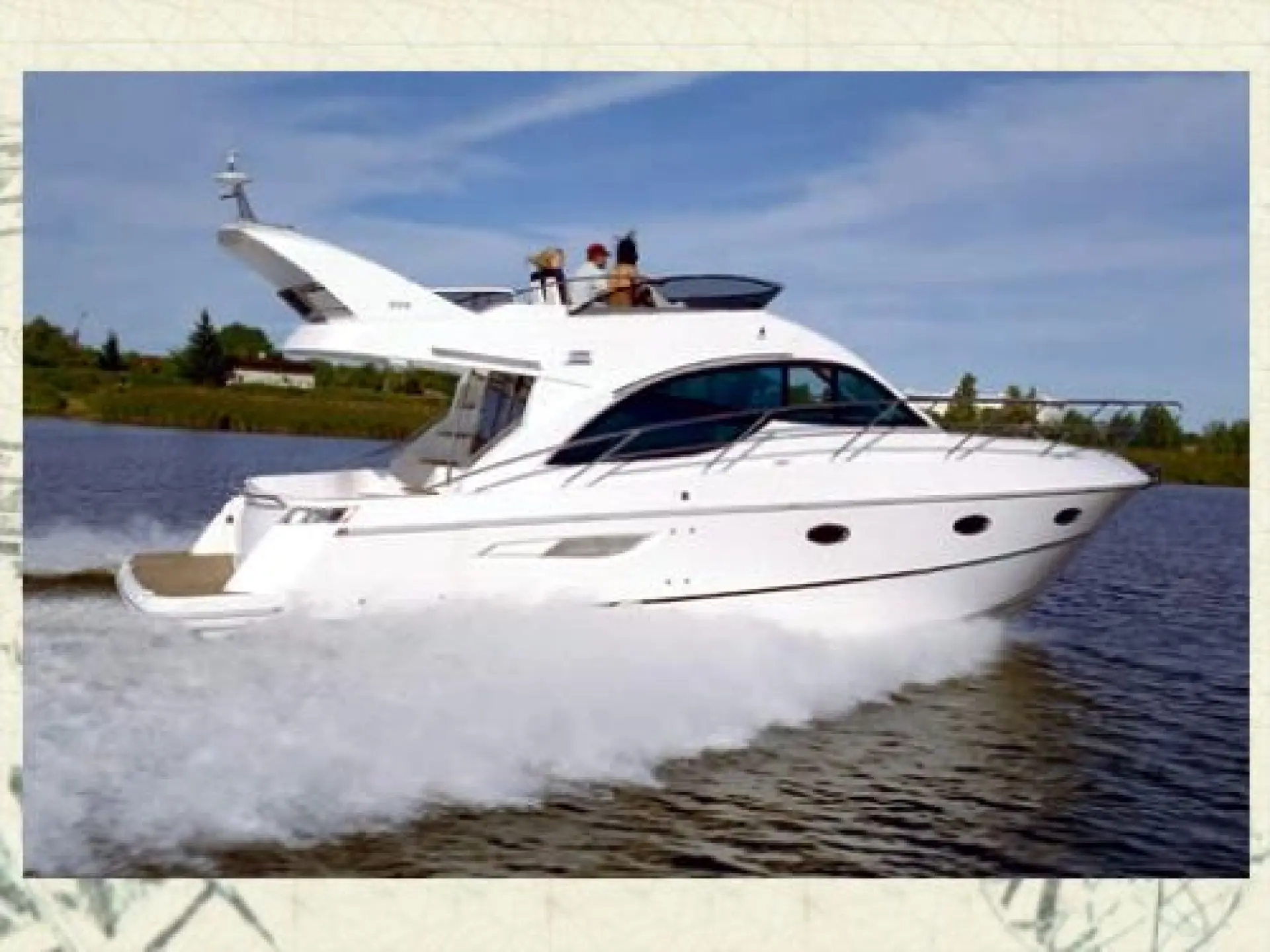Galeon 390 Fly — 5/9
