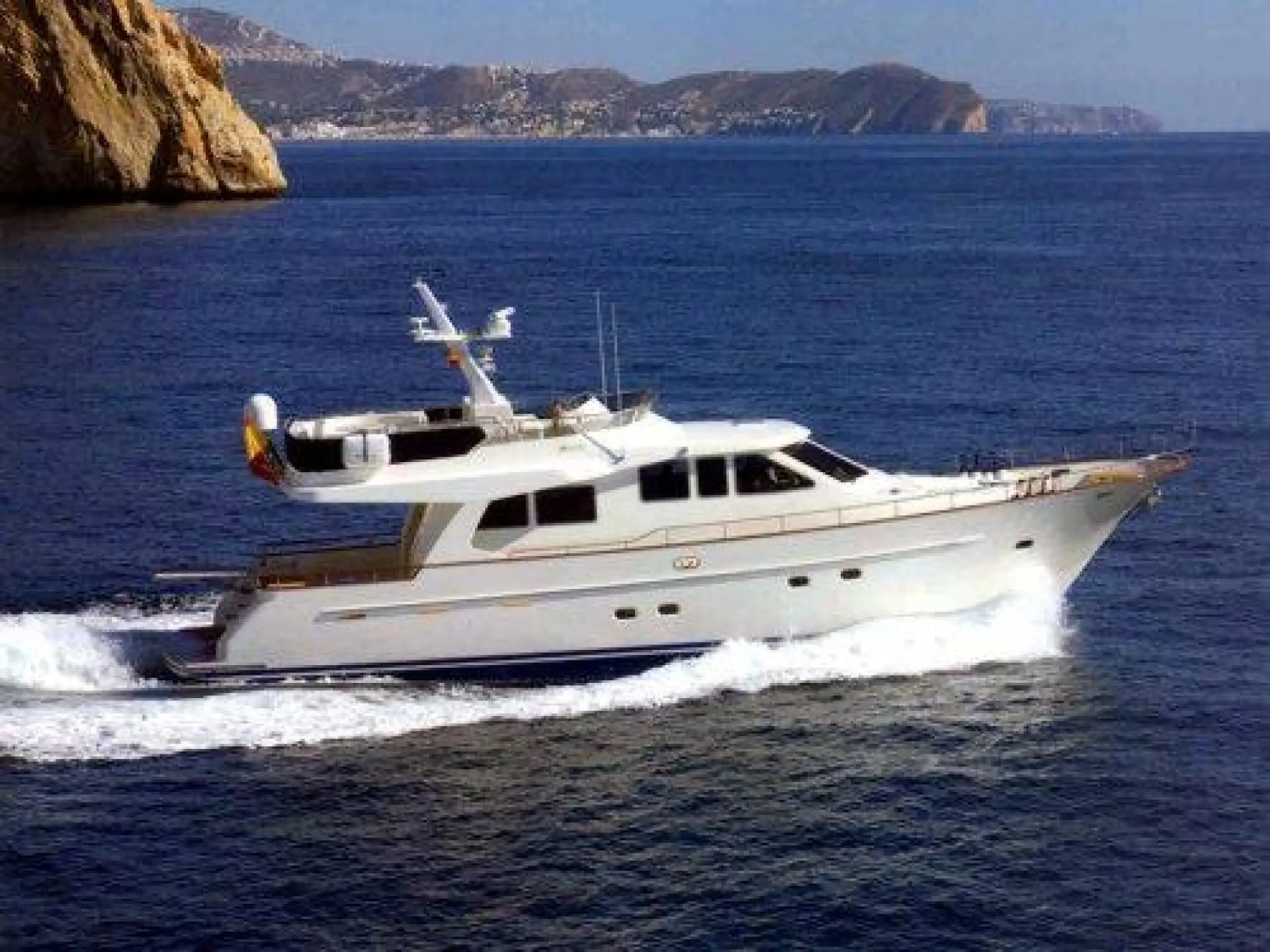 Belliure 60 MY — 14/40
