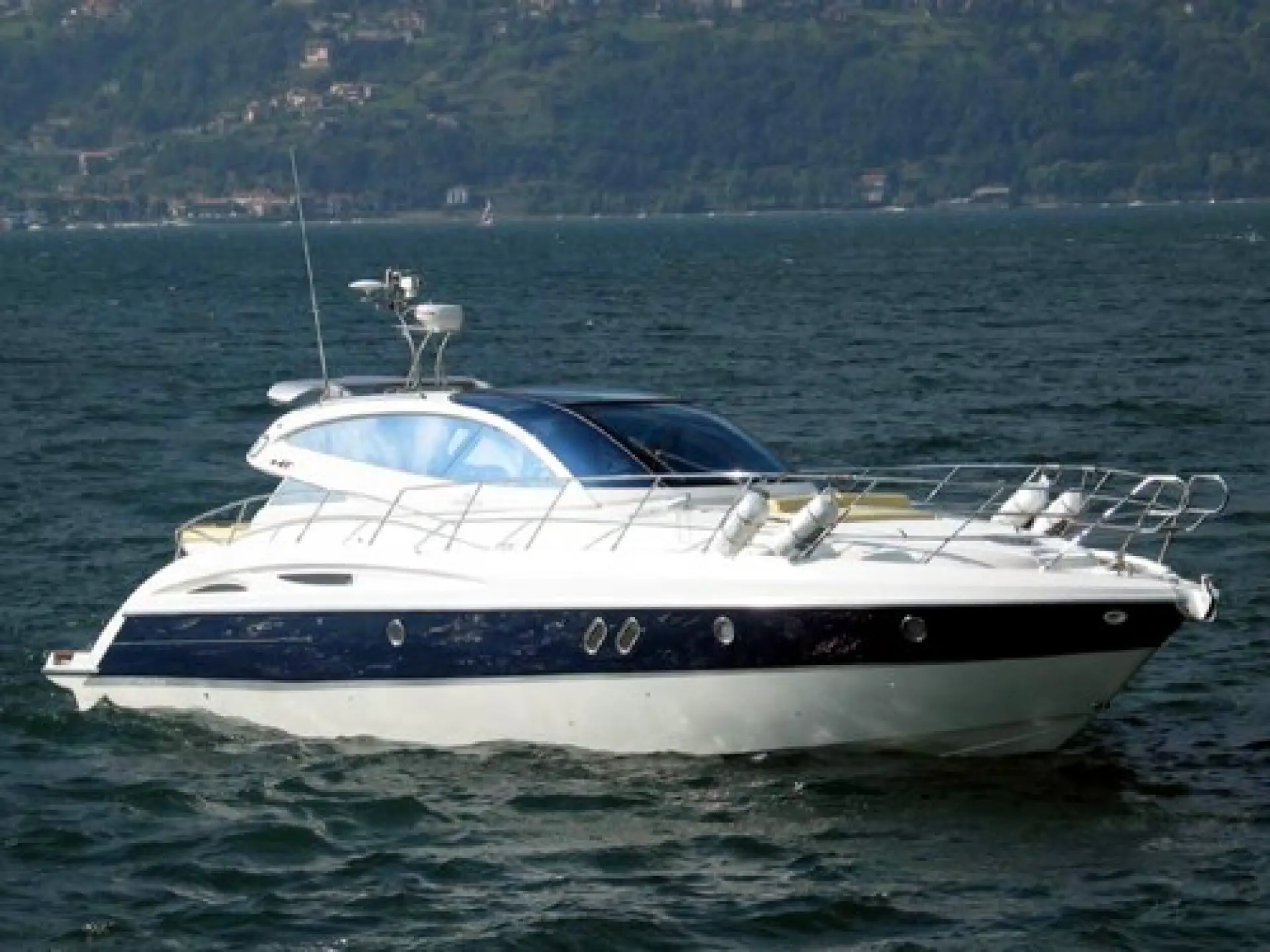 Mediterranee 47 Hard Top — 3/10