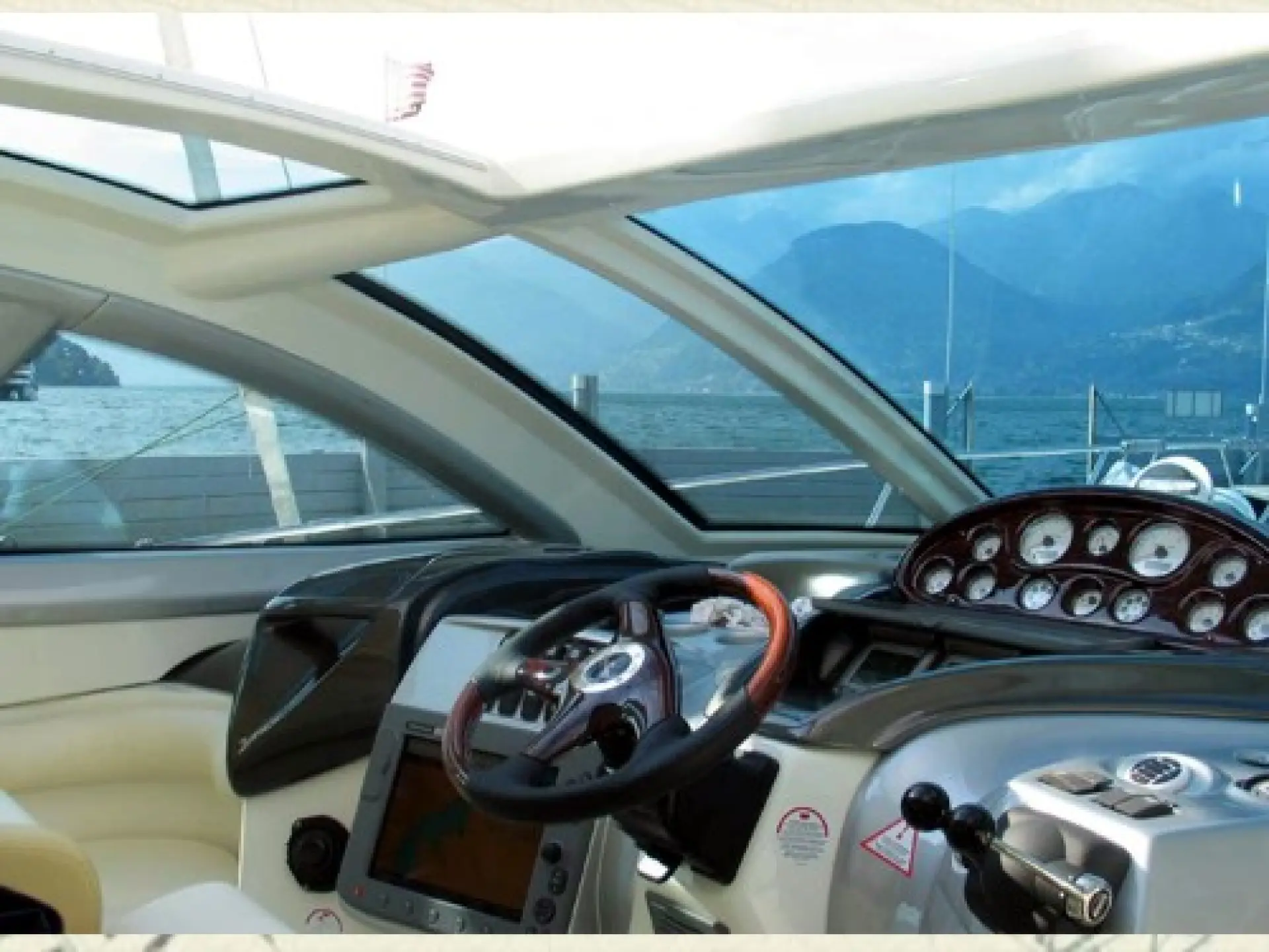 Mediterranee 47 Hard Top — 7/10