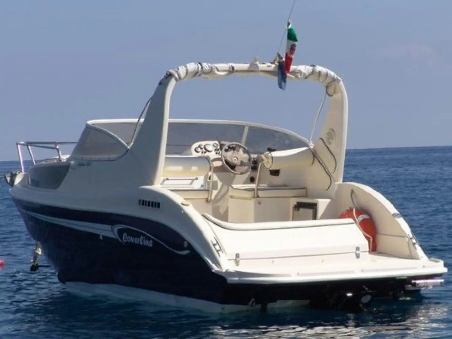 Coverline 640 Cabin FB — 1/5