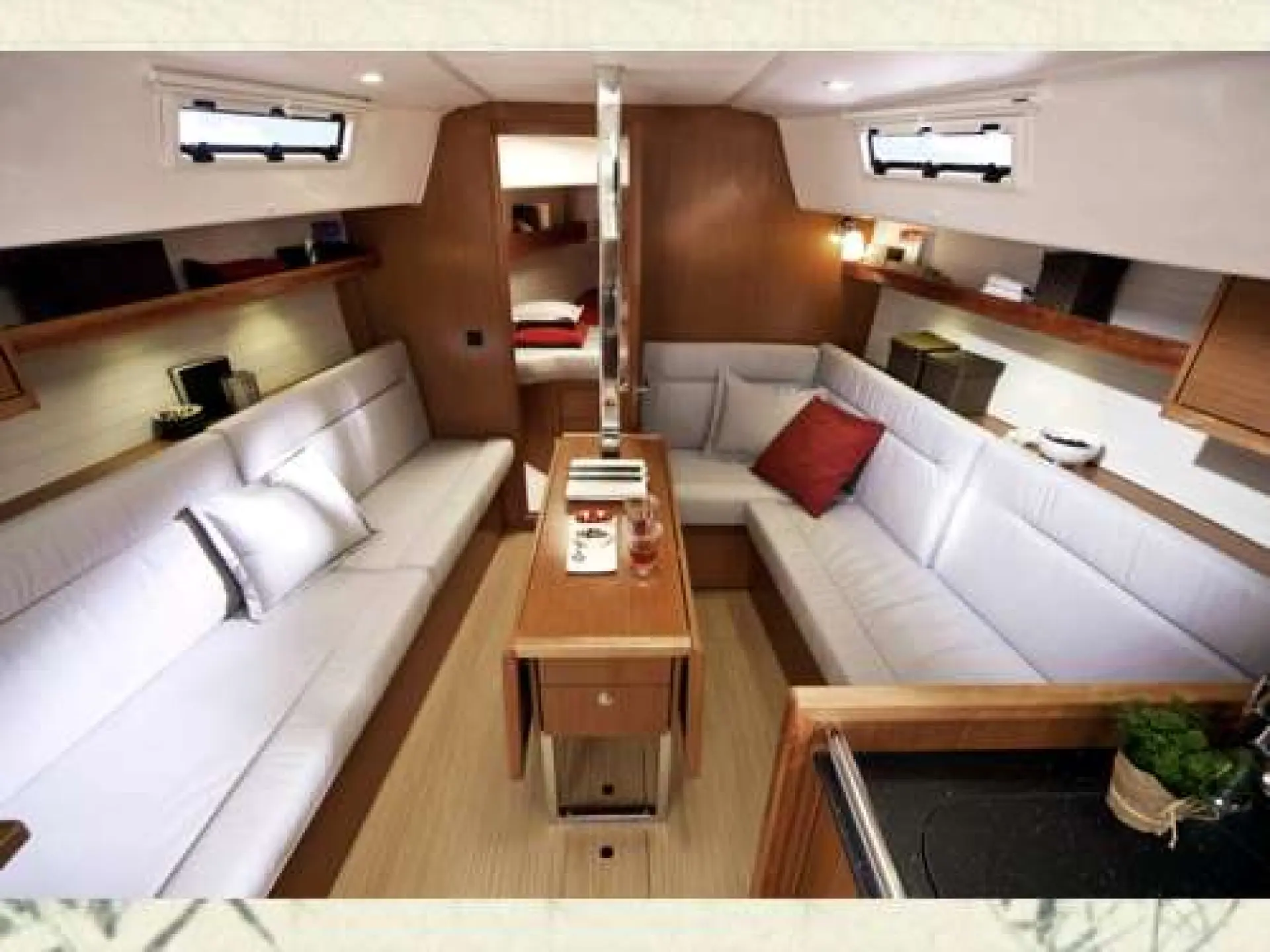 Bavaria 32 Cruiser — 12/23
