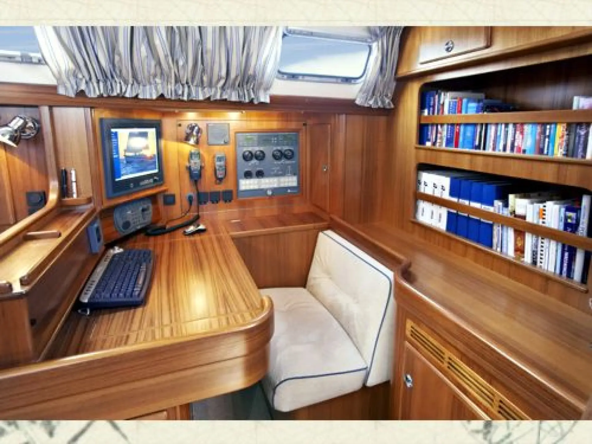 Hallberg Rassy 54 — 17/29
