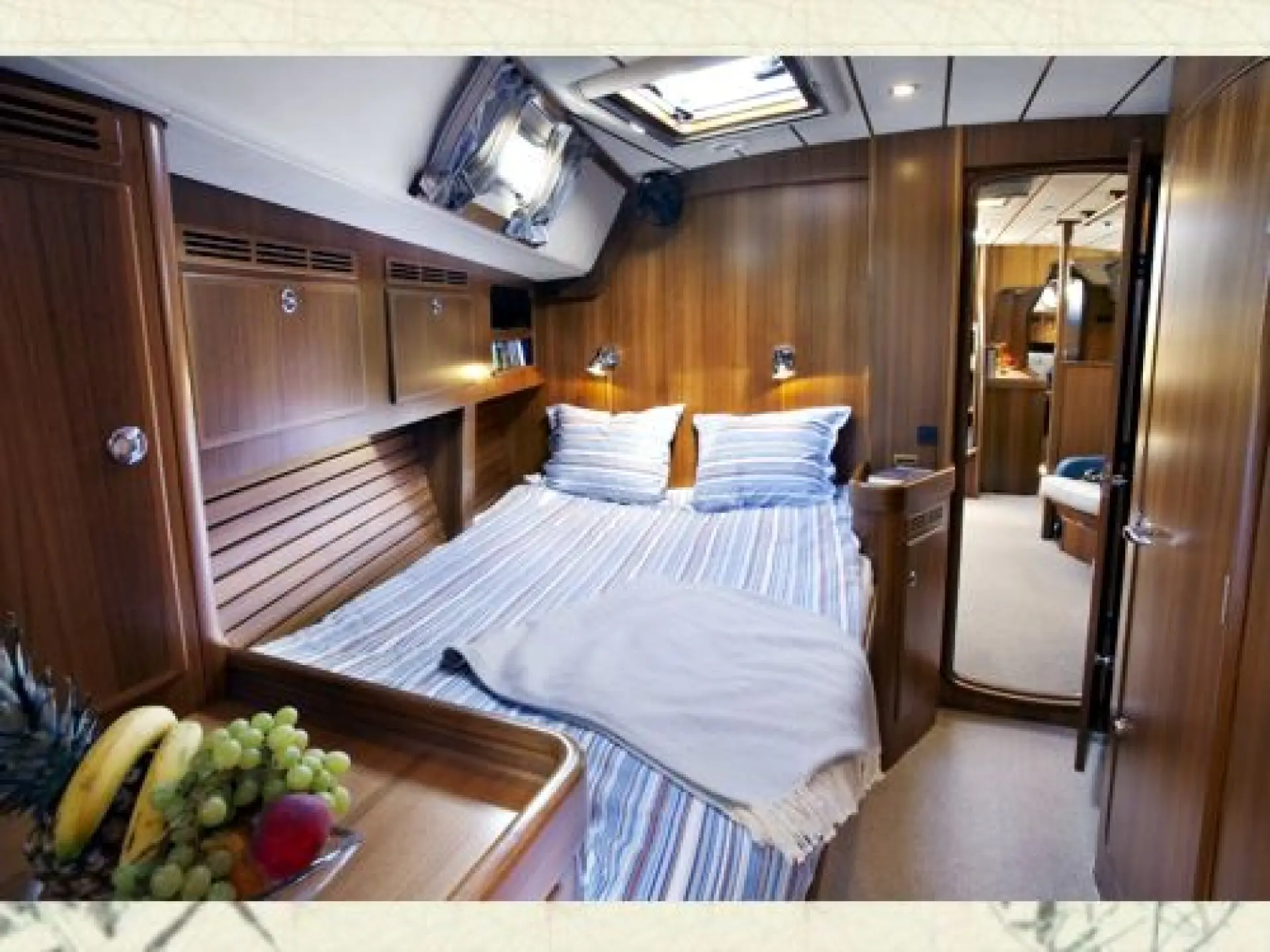 Hallberg Rassy 54 — 21/29