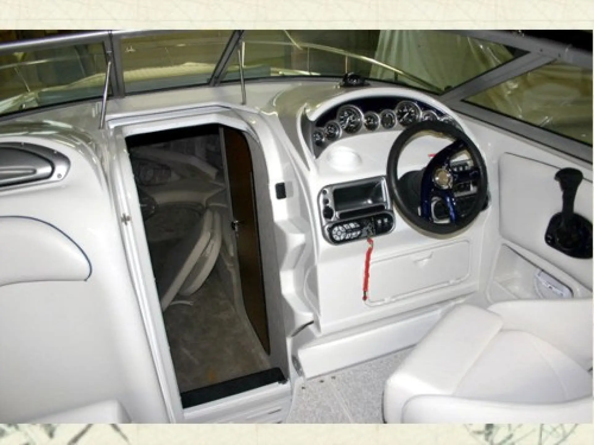 Crownline 275 CCR — 4/14