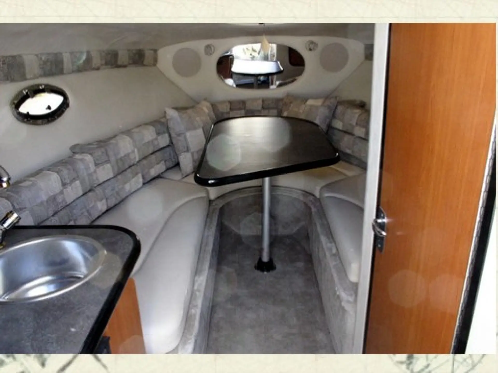 Crownline 275 CCR — 10/14