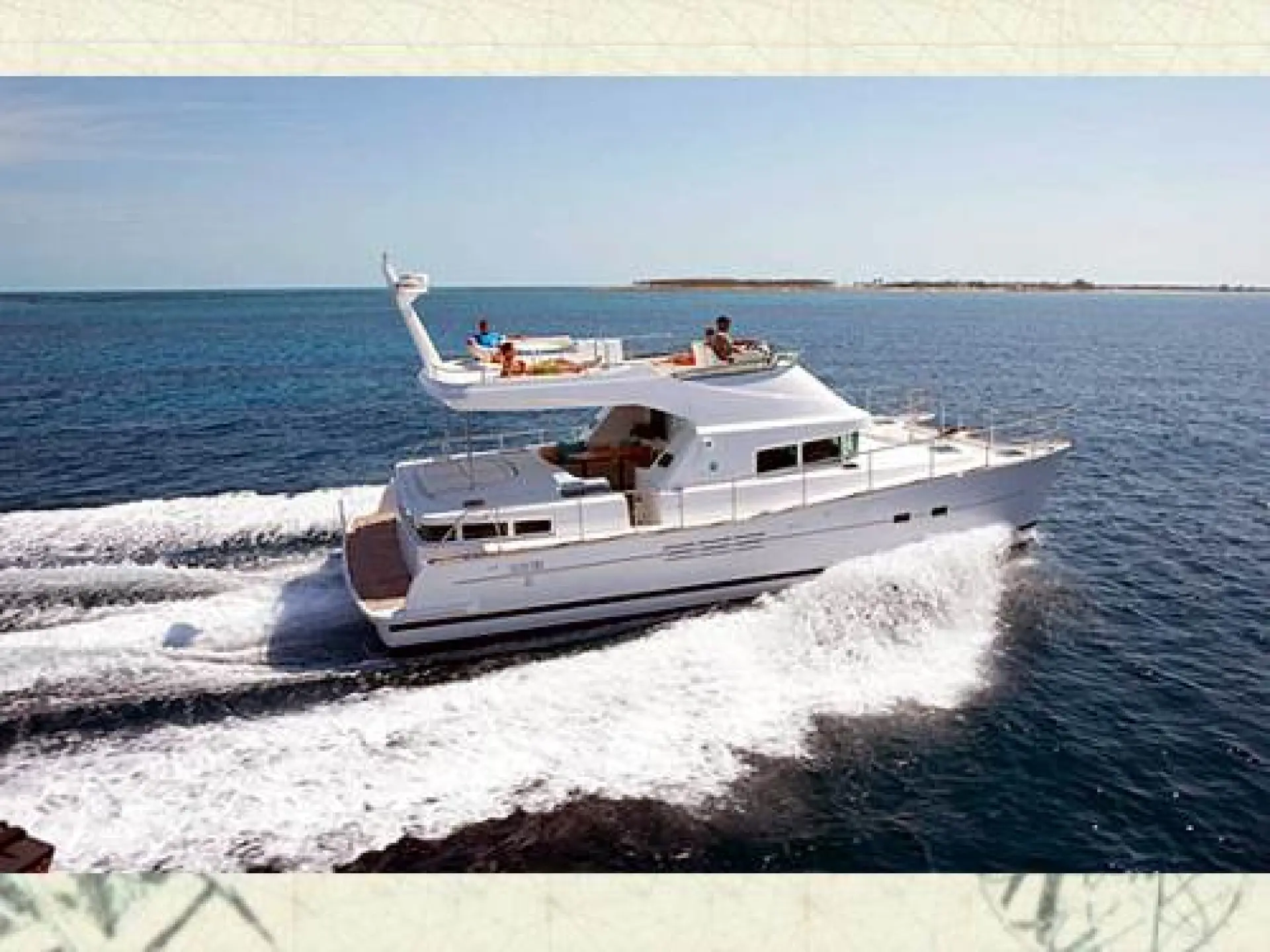 Lagoon 44 Power — 10/27