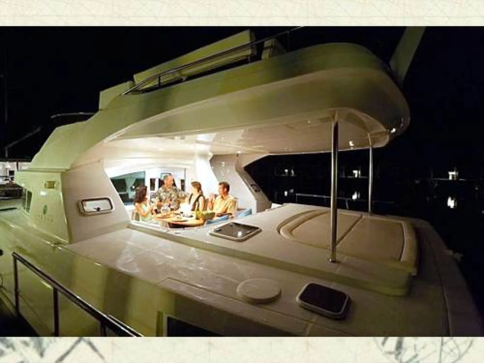 Lagoon 44 Power — 17/27
