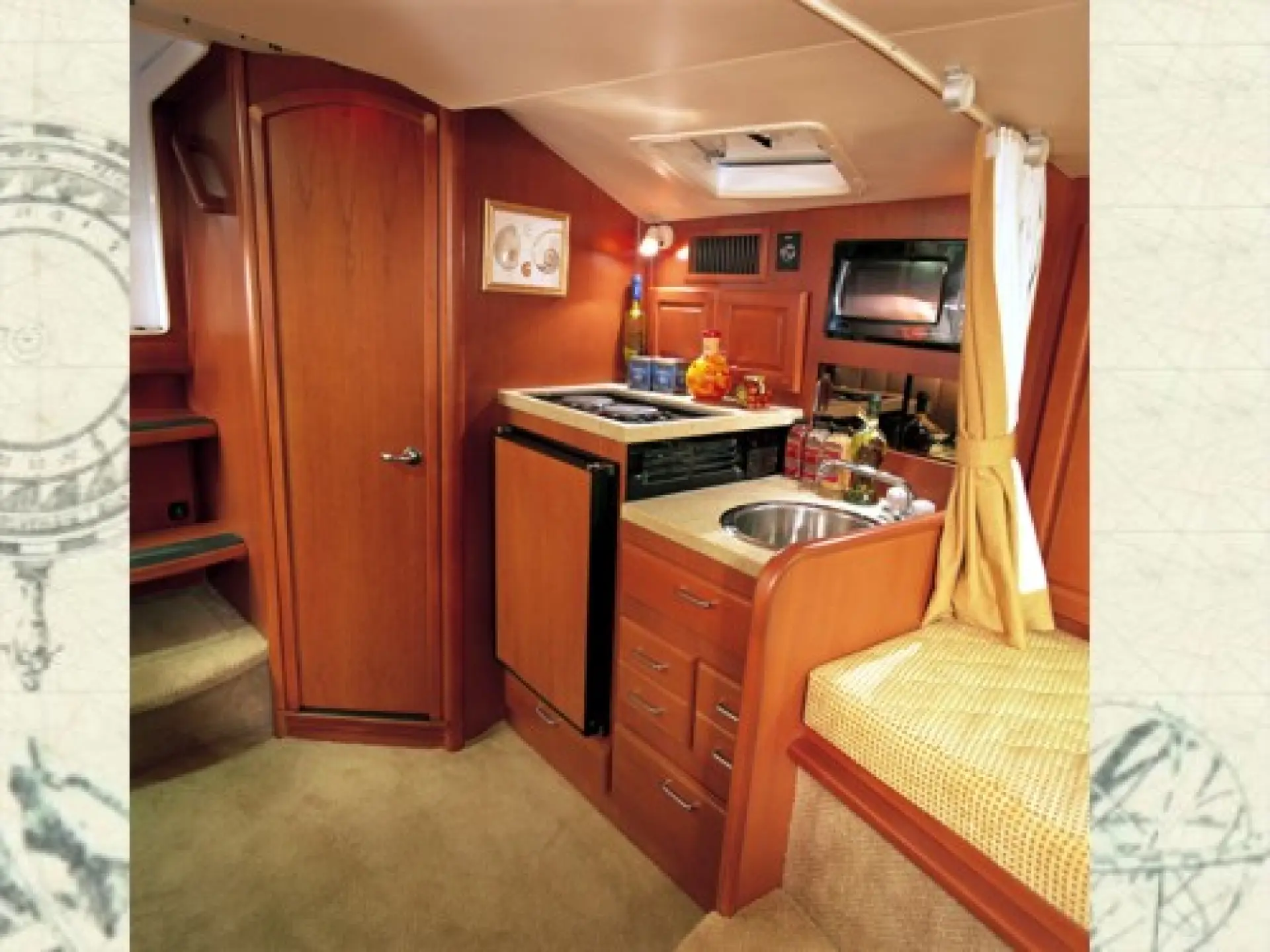 Luhrs 32 Open — 8/11