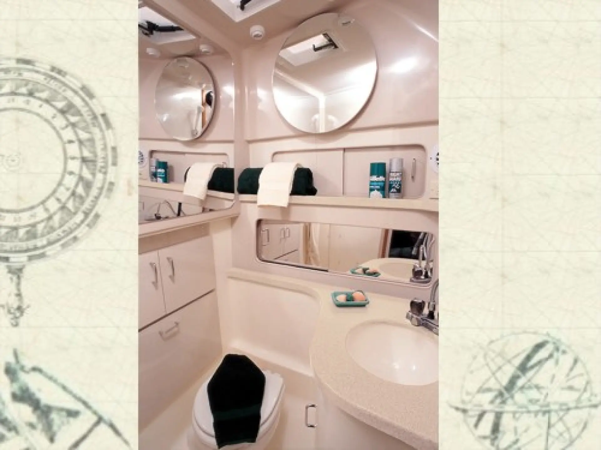 Luhrs 32 Open — 10/11