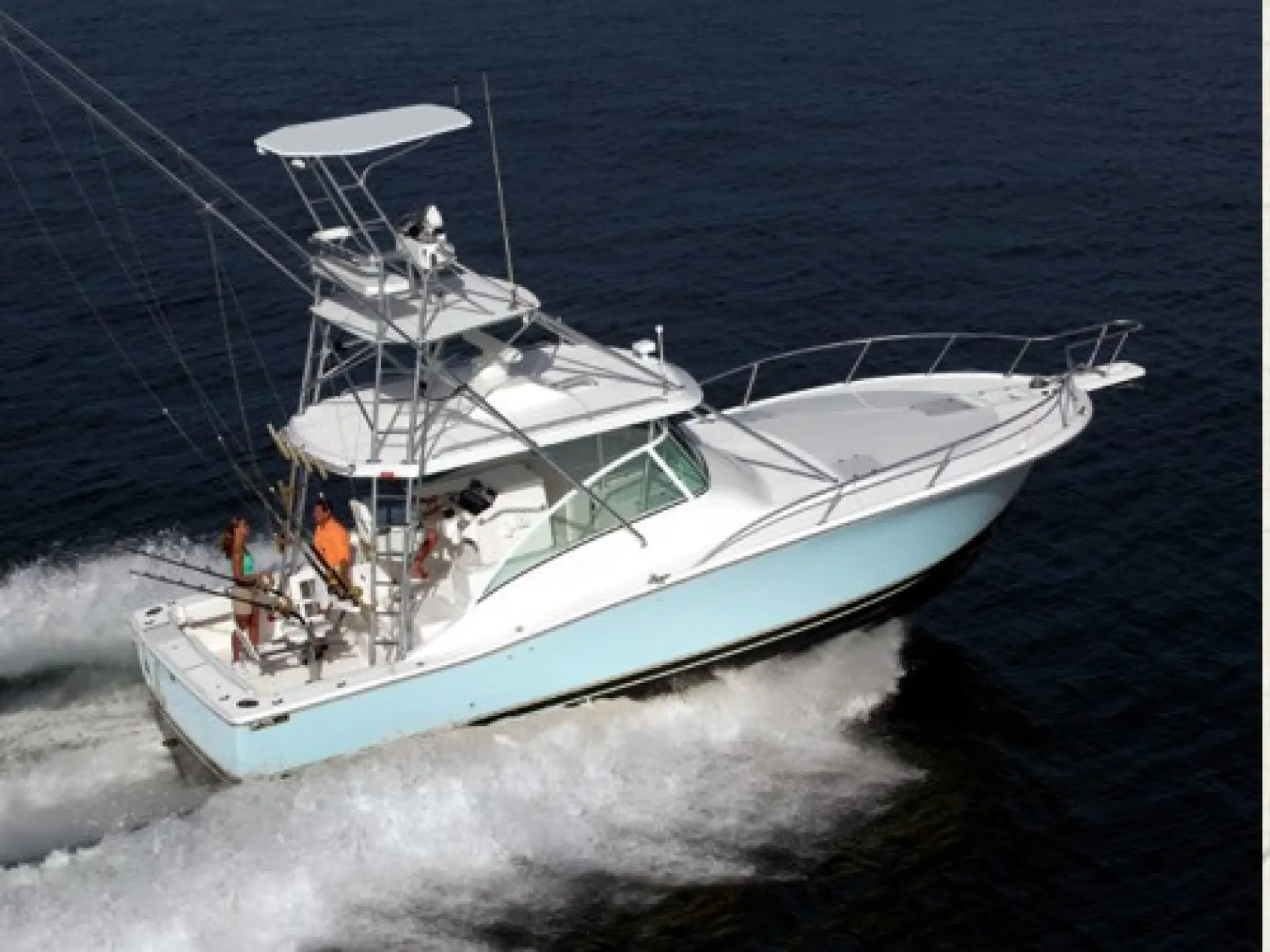 Luhrs 38 Open — 1/13