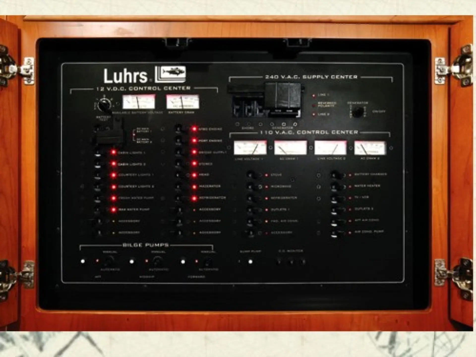 Luhrs 38 Convertible — 11/12