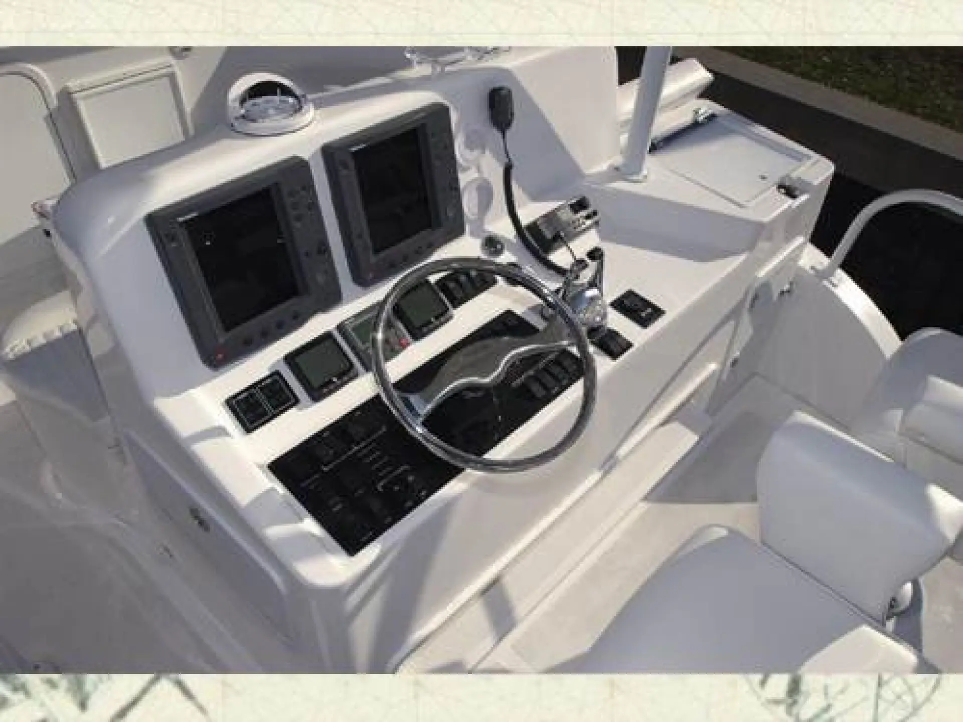 Luhrs 41 Convertible — 5/15