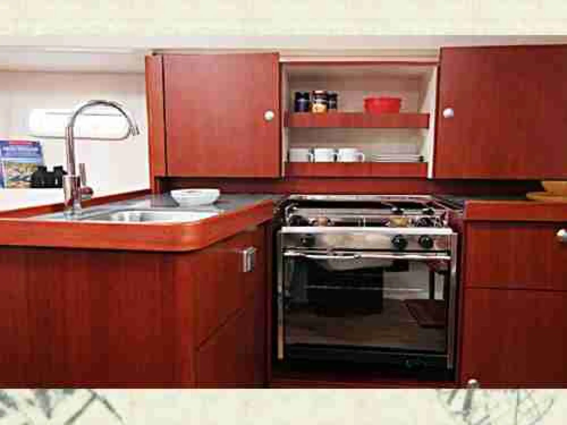 Hanse 350 — 6/9