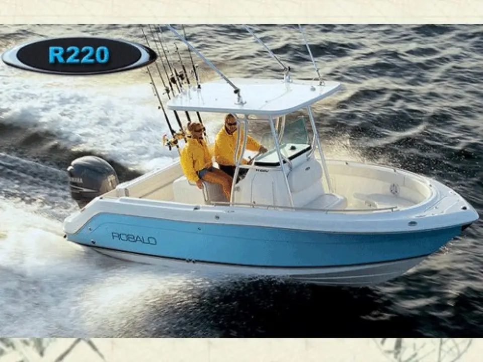 Robalo R 220 Center Console