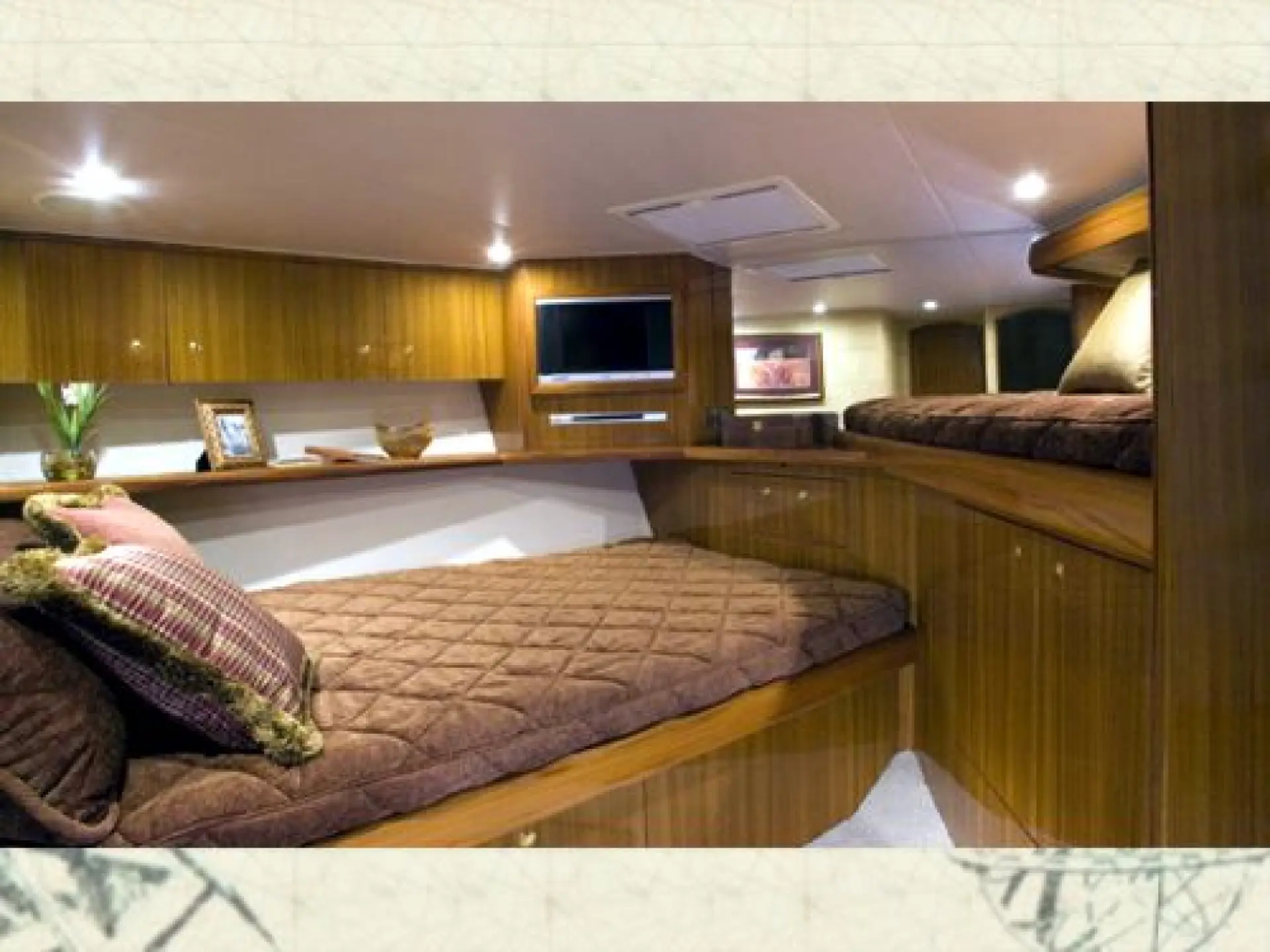 Viking 64 Convertible — 12/17