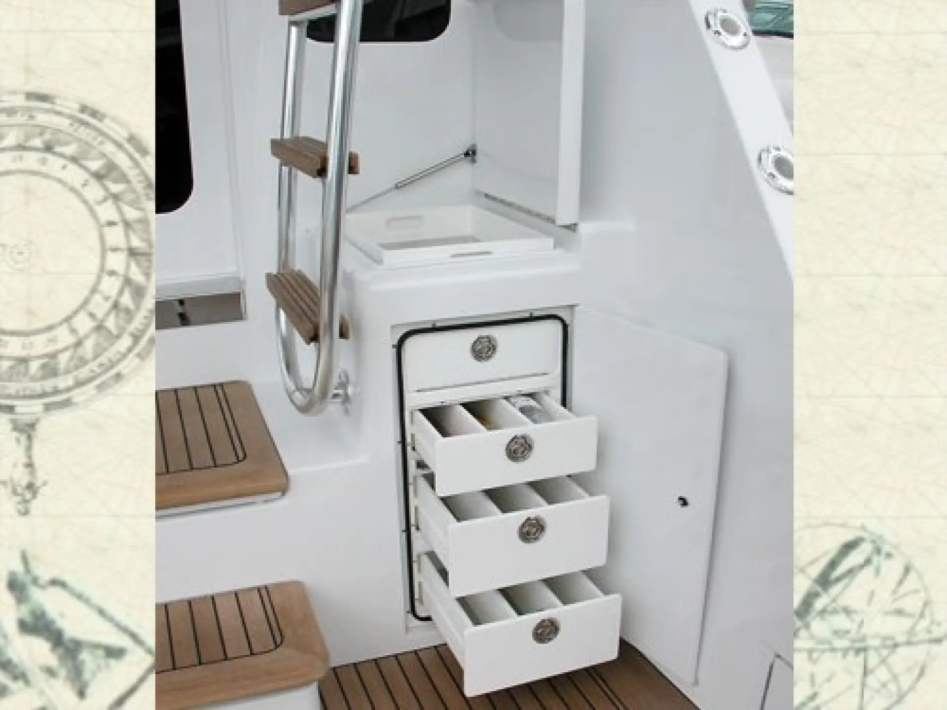 Hatteras 64 Convertible — 5/12