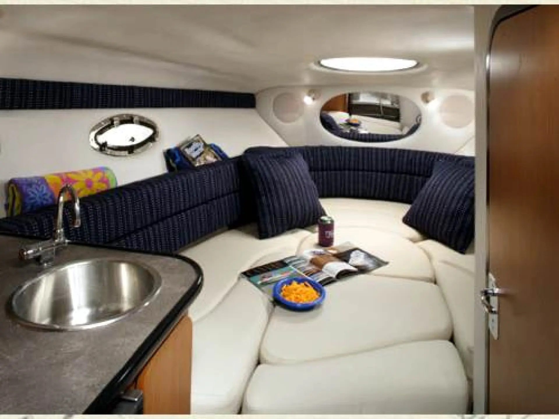 Crownline 255 CCR — 6/8